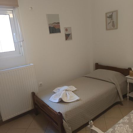 Airport Anasta Casa Apartment Artemida  Bagian luar foto